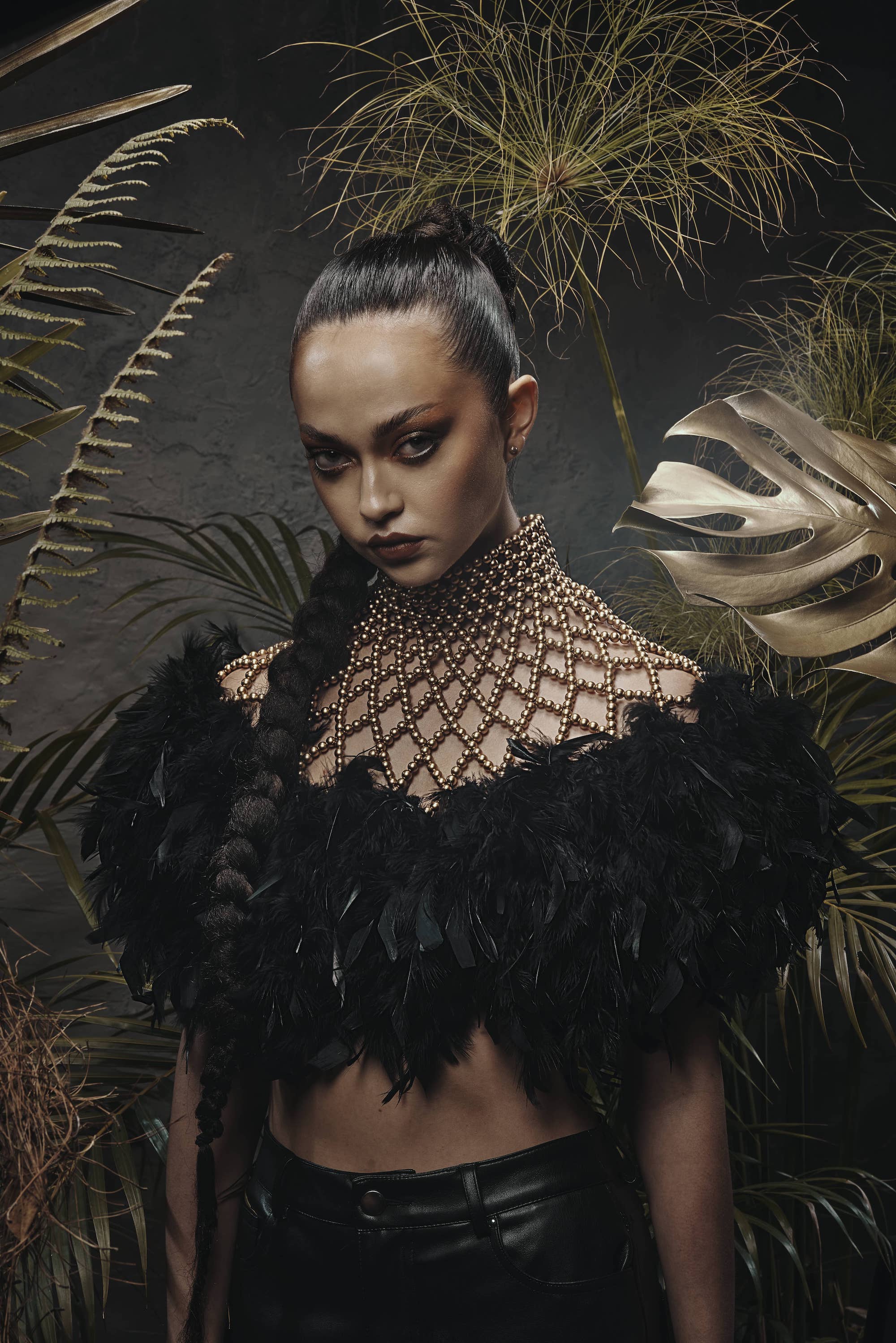 Magnifique Neckpiece